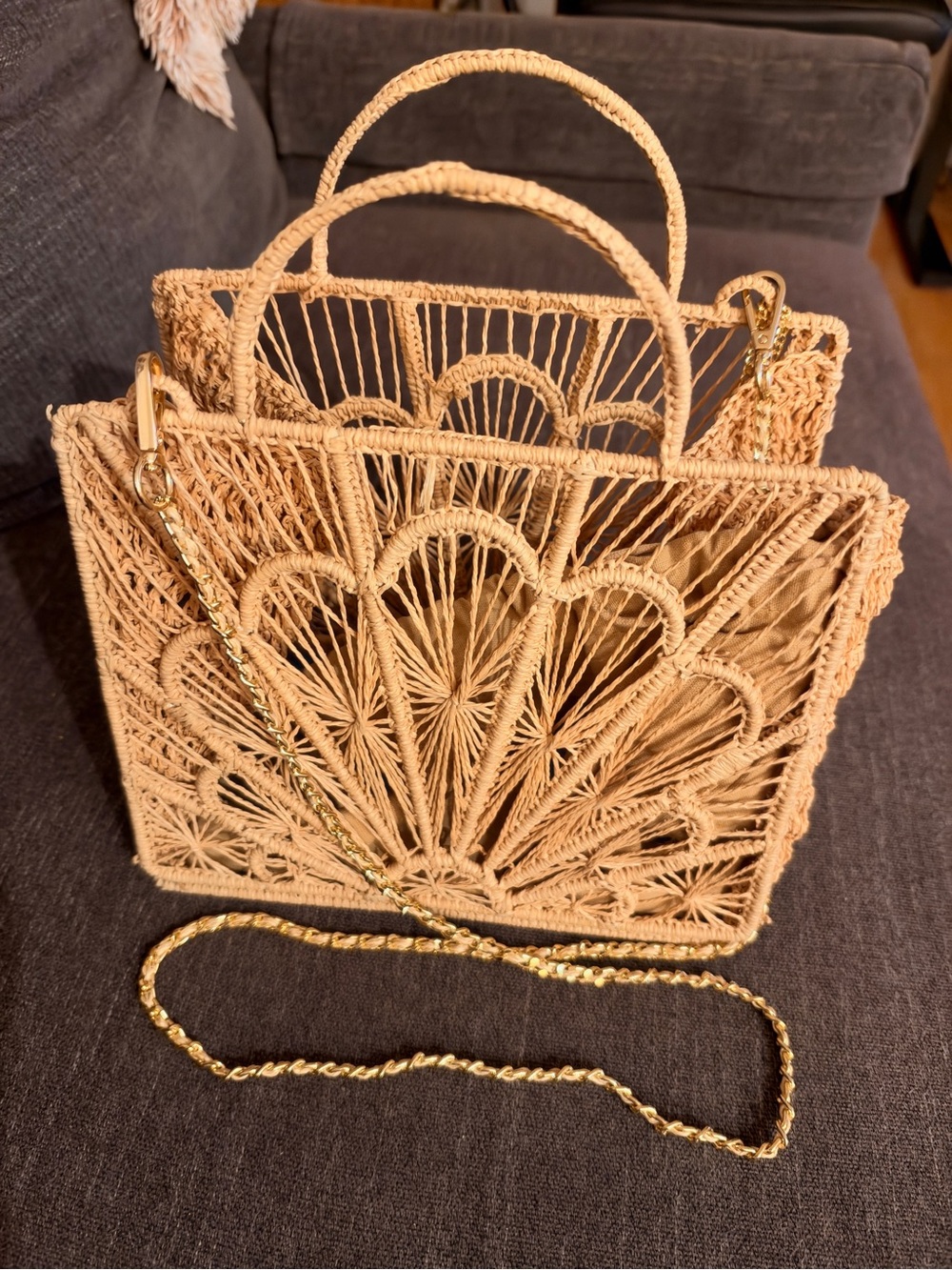 House Of Harlow 1960 Hand Woven Raffia Hand Bag Gold Crossbody Chain Strap NWT